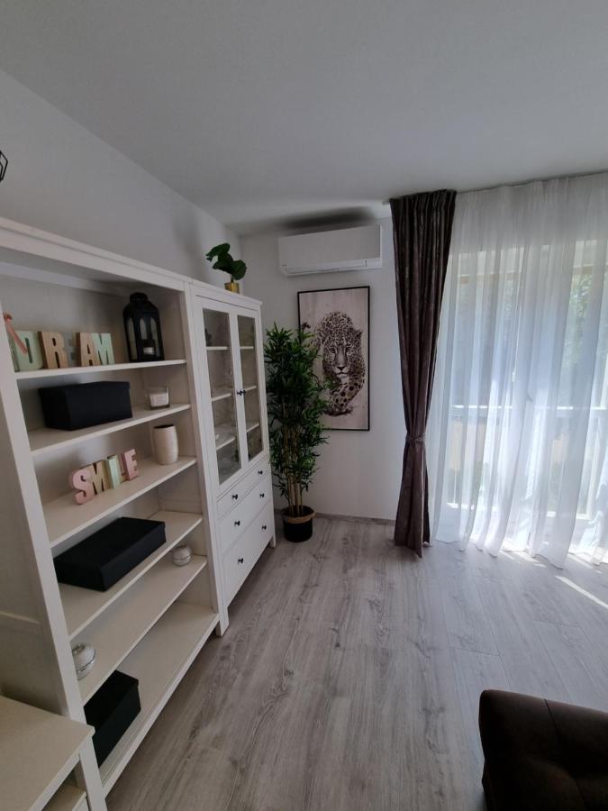 Babylu Apartman Zadar Exterior photo